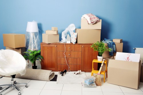 Man and van removals service for Southkensington residential moves