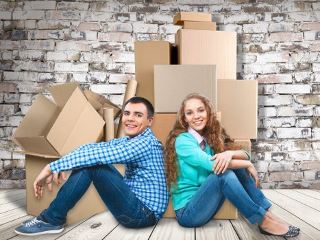 Moving truck service for South Kensington residential and commercial relocations