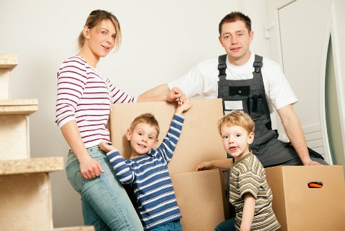 Local removal van service planning a move in Southkensington