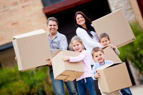 Packing and transport support for a South Kensington move
